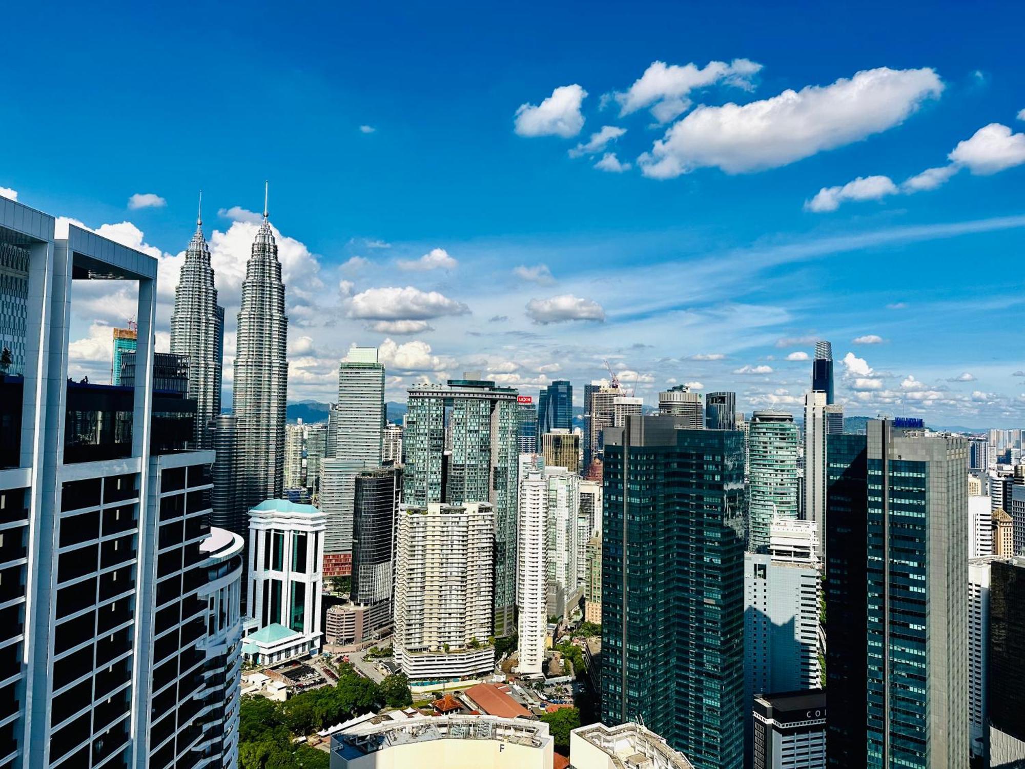 The Platinum Kuala Lumpur By Cozy White Apartment Luaran gambar